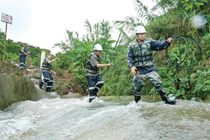 中国电信奋战“杜苏芮”(1)63_300.jpg